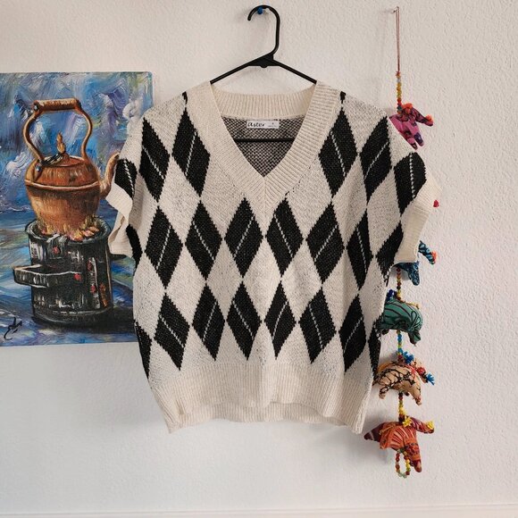 Aster Tops - Cropped Checkered Short-Sleeve Vest Sweater